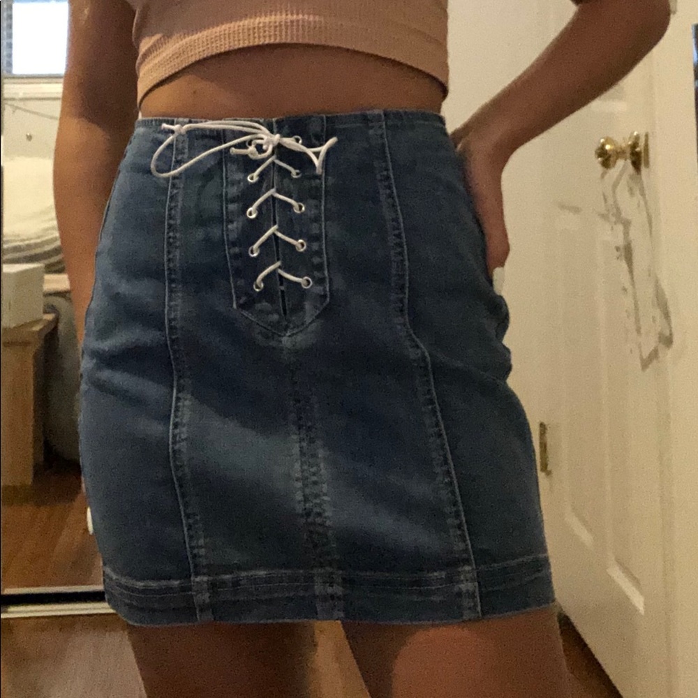 Jean skirt with ties.